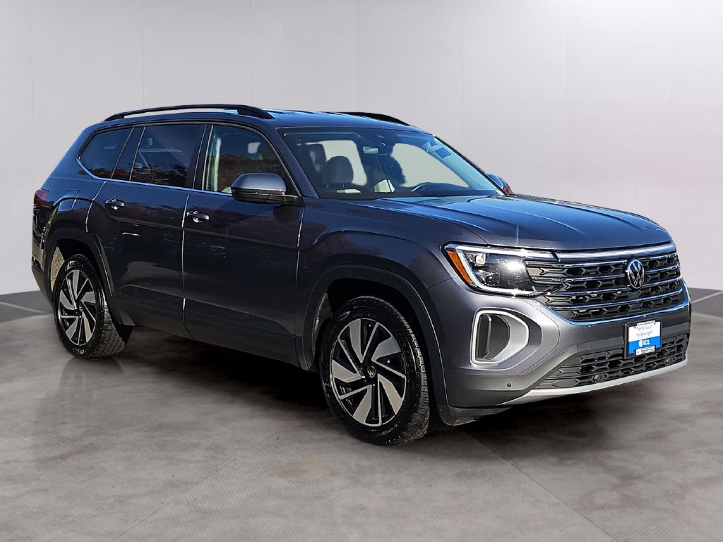 Used 2024 Volkswagen Atlas SE AWD/4WD image 3