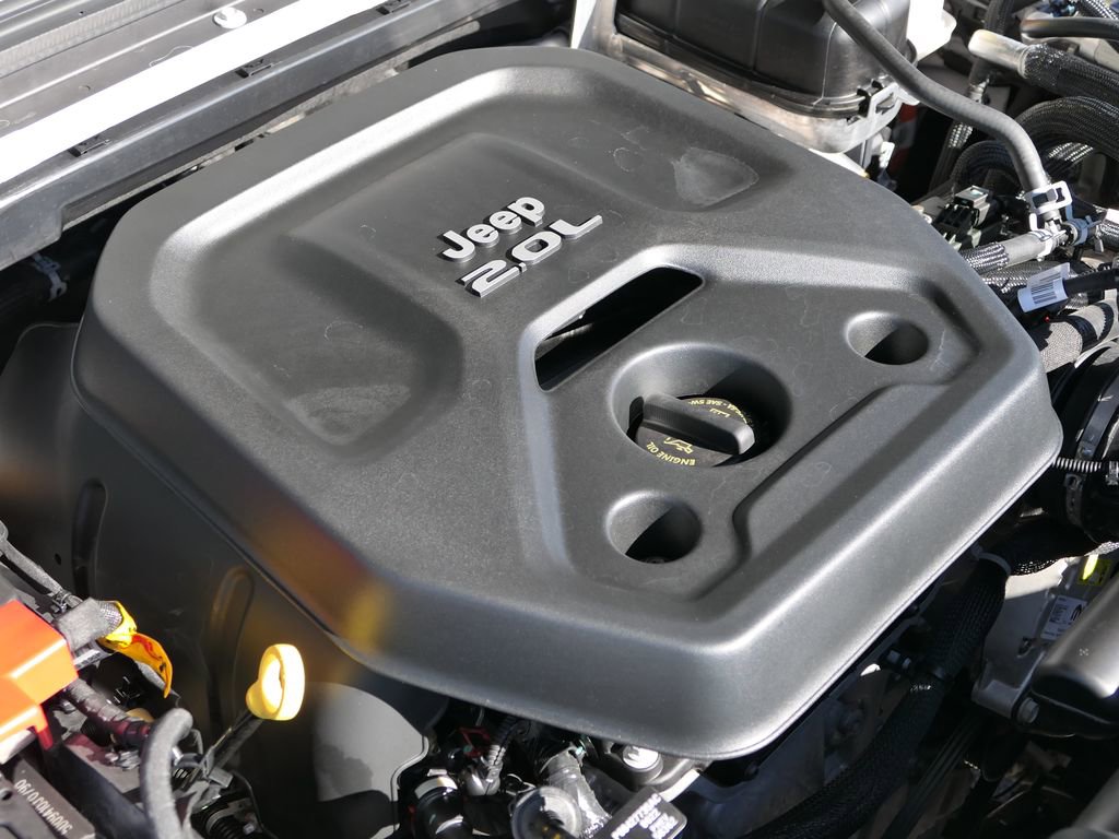 Used 2022 Jeep Wrangler Unlimited Sahara w/ Safety Group image 28