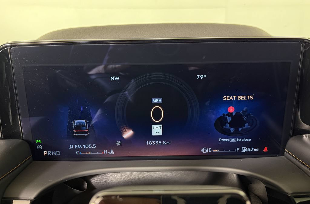 Used 2025 Lincoln Aviator Black Label w/ Jet Appearance Package AWD/4WD image 12