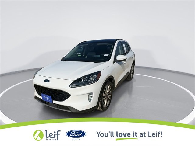 Used 2020 Ford Escape Titanium image 4