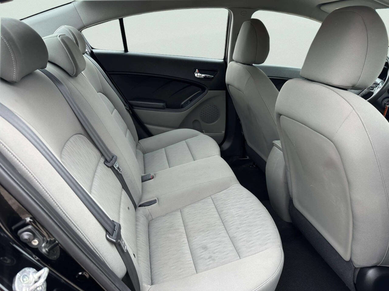 Used 2015 Kia Forte LX image 14