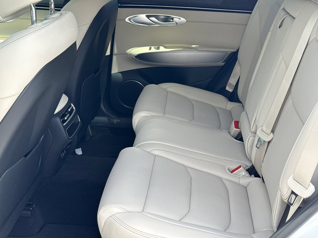 New 2027 Genesis GV70 2.5T Select AWD/4WD image 23
