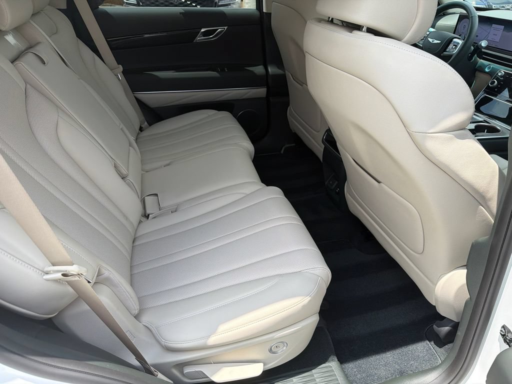 Used 2026 Genesis GV80 2.5T AWD/4WD image 18