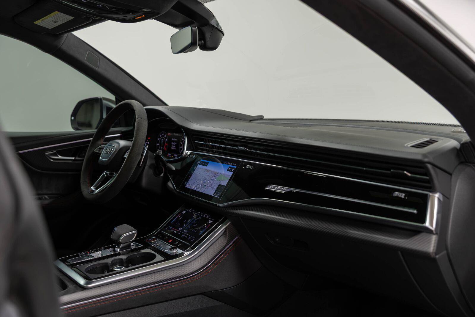 Used 2024 Audi RS Q8 w/ Executive Package AWD/4WD image 98