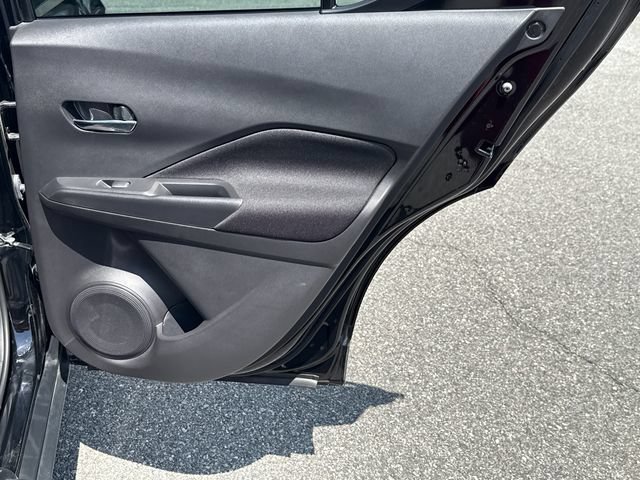 Used 2023 Nissan Kicks SV FWD image 16
