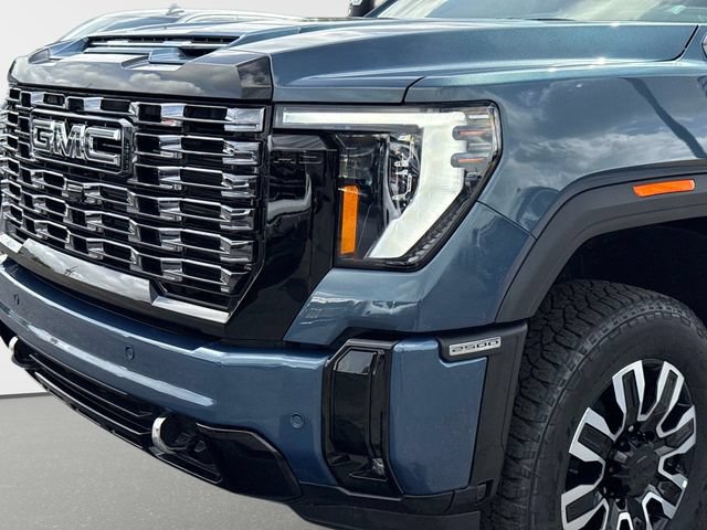 New 2026 GMC Sierra 2500 Denali Ultimate AWD/4WD image 9