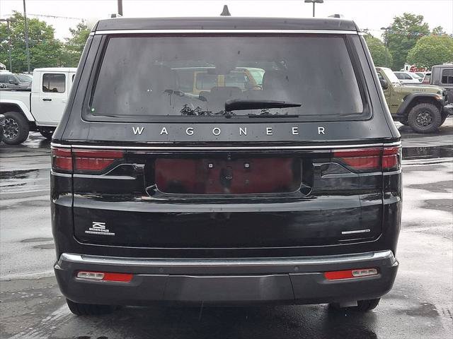 Certified 2022 Jeep Wagoneer Series III w/ Premium Group I AWD/4WD image 5