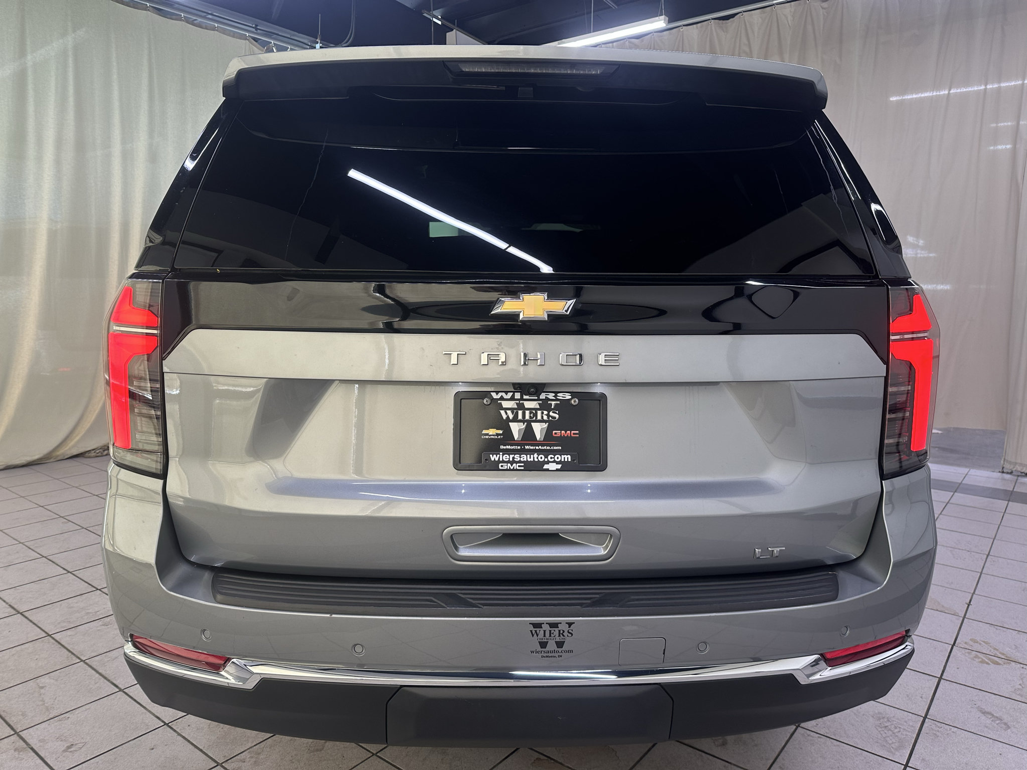 Used 2025 Chevrolet Tahoe LT AWD/4WD image 6