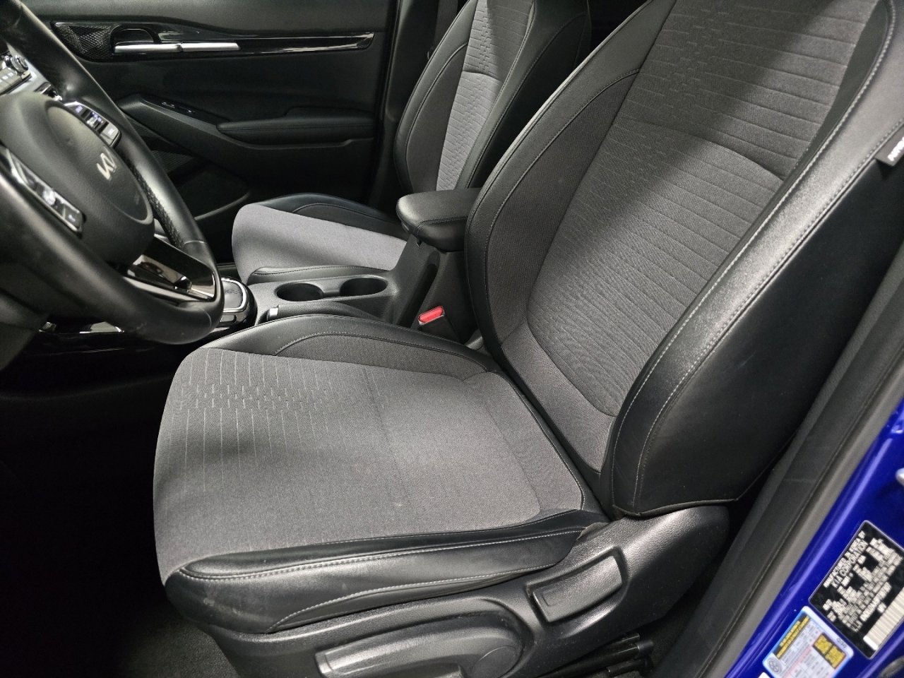 Used 2023 Kia Seltos S w/ Navigation Package image 19