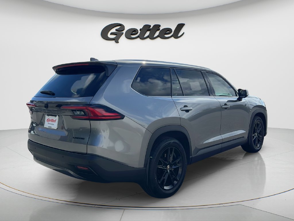Used 2025 Toyota Grand Highlander AWD image 5