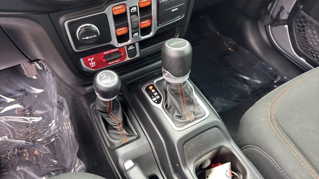 Used 2021 Jeep Gladiator Mojave AWD/4WD image 23