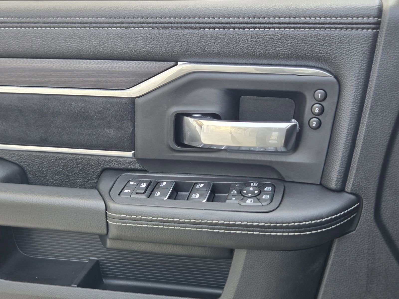 New 2026 RAM 3500 Laramie image 24