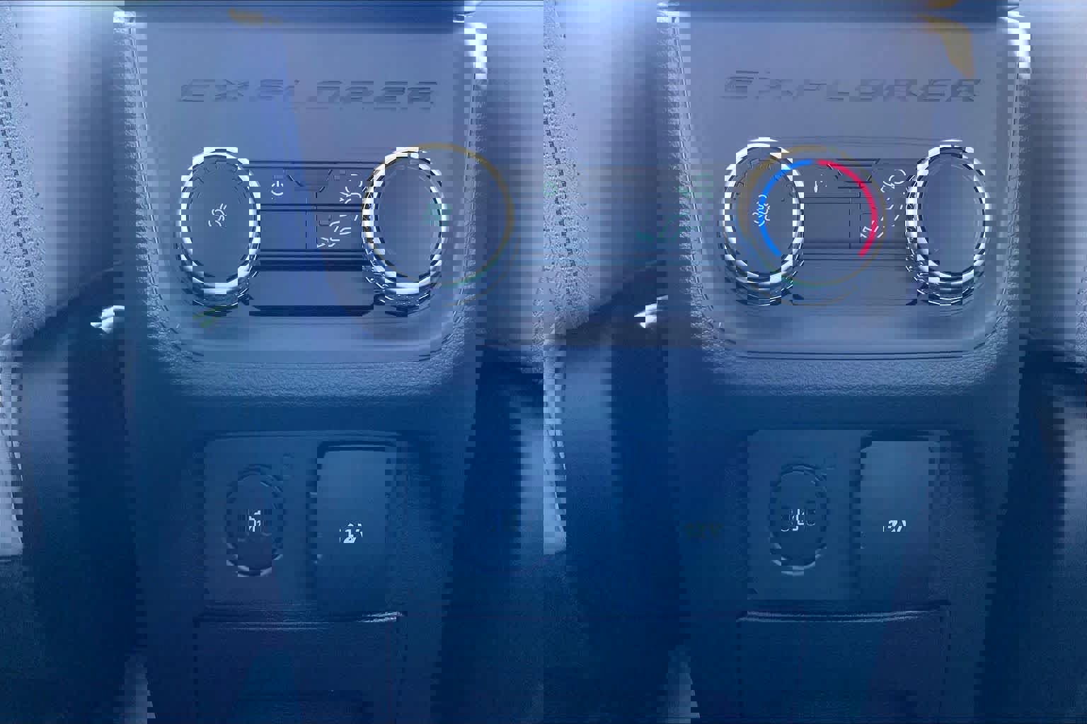 New 2026 Ford Explorer Active w/ Active Comfort Package image 18