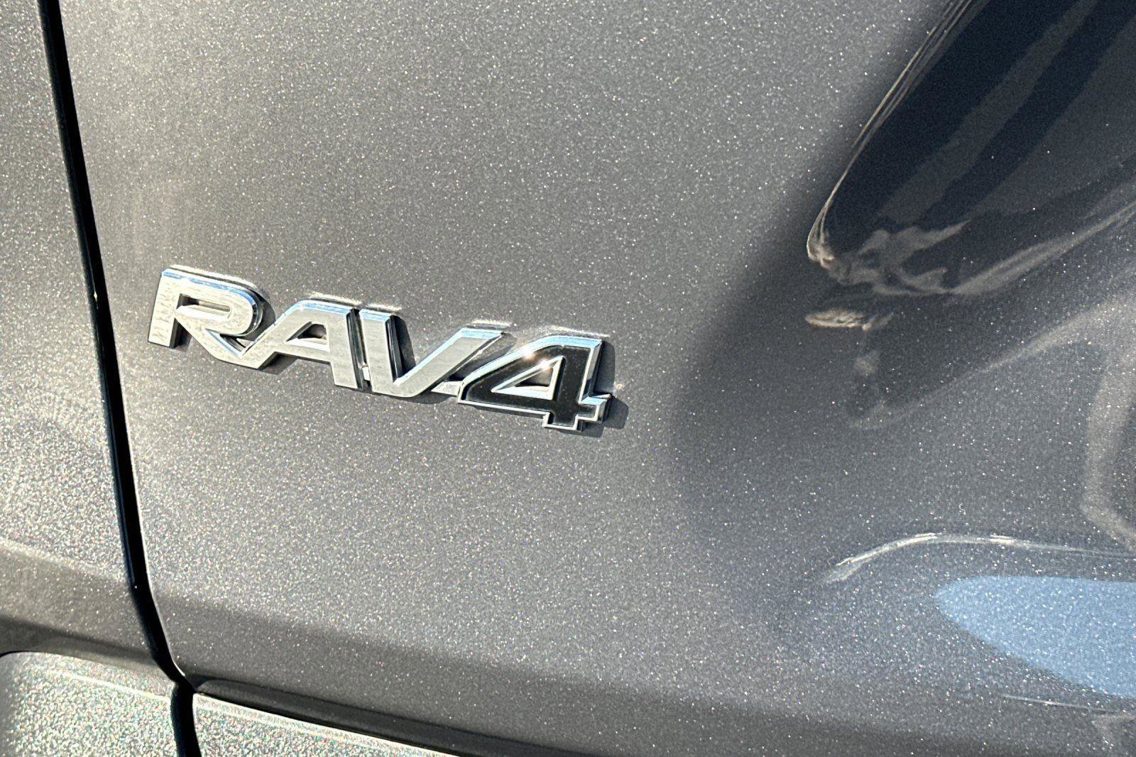 Used 2024 Toyota RAV4 LE image 25