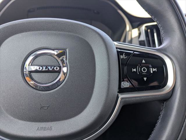 Used 2020 Volvo V60 T5 Cross Country AWD/4WD image 14