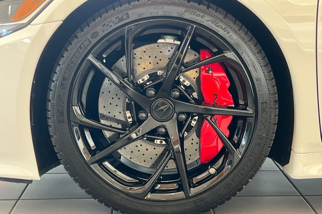 Used 2017 Acura NSX image 23
