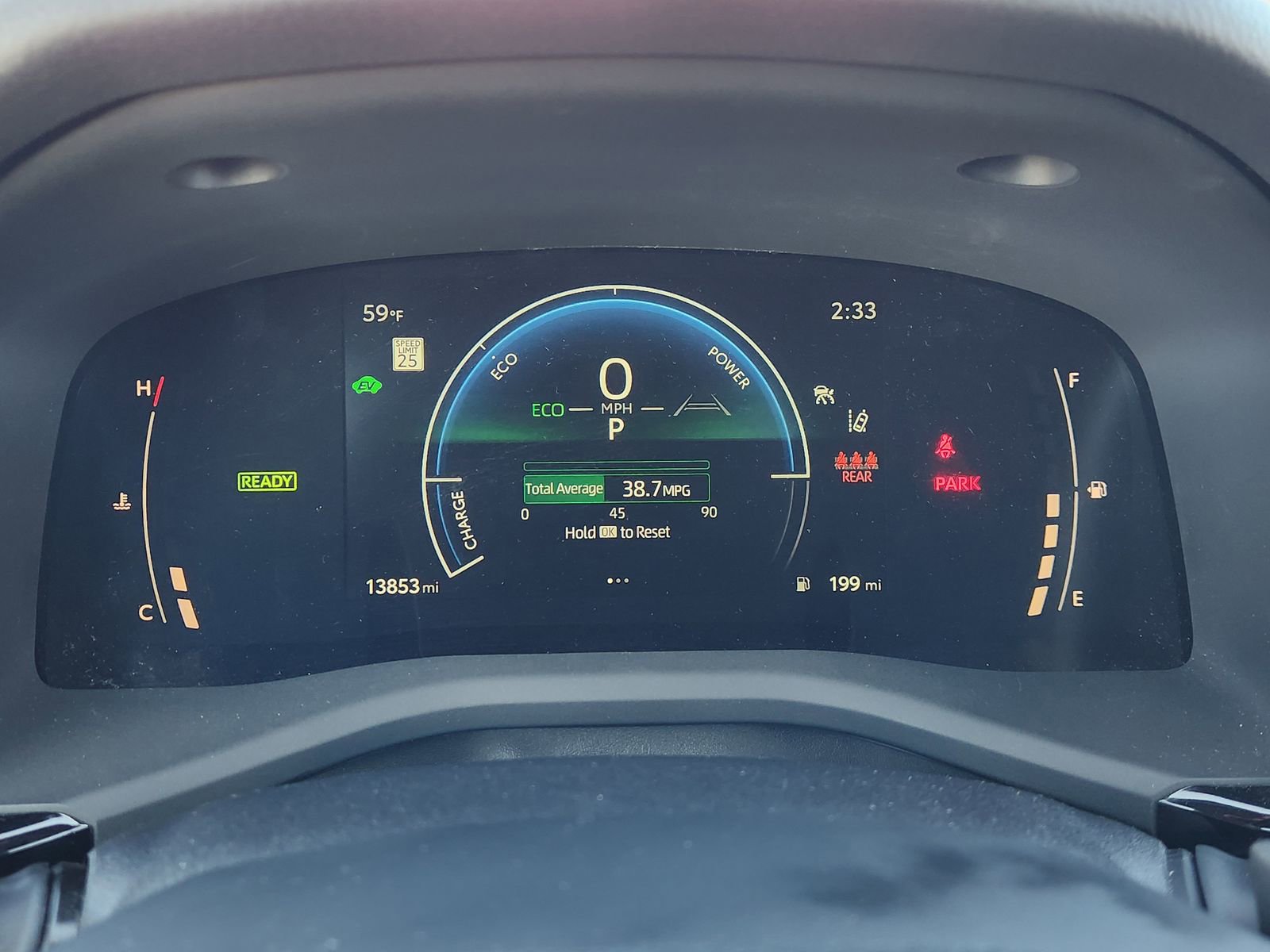 Used 2025 Toyota Camry SE w/ Convenience Package image 19