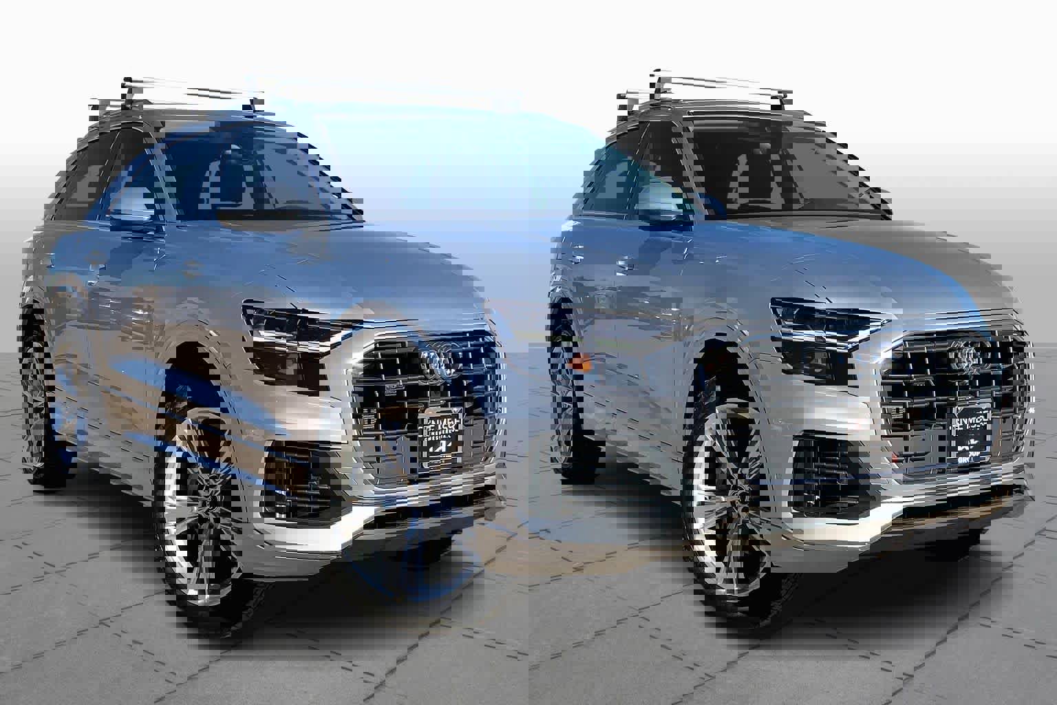 Used 2022 Audi Q8 Premium image 2