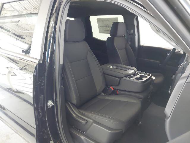 New 2026 Chevrolet Silverado 1500 Custom w/ Turbomax Blackout Package image 28