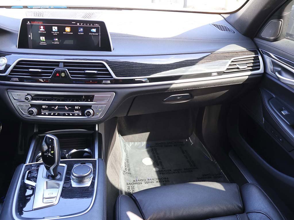 Used 2022 BMW 740i w/ M Sport Package image 42