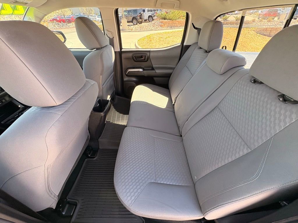 Used 2022 Toyota Tacoma SR5 image 31