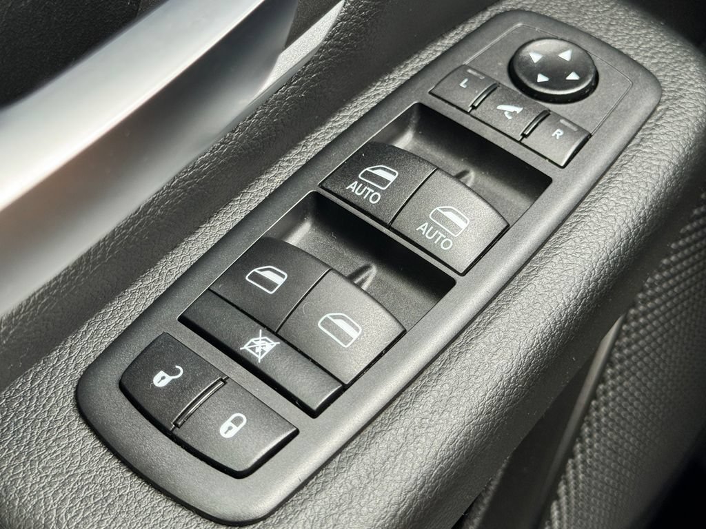 Used 2020 RAM 1500 Big Horn AWD/4WD image 29