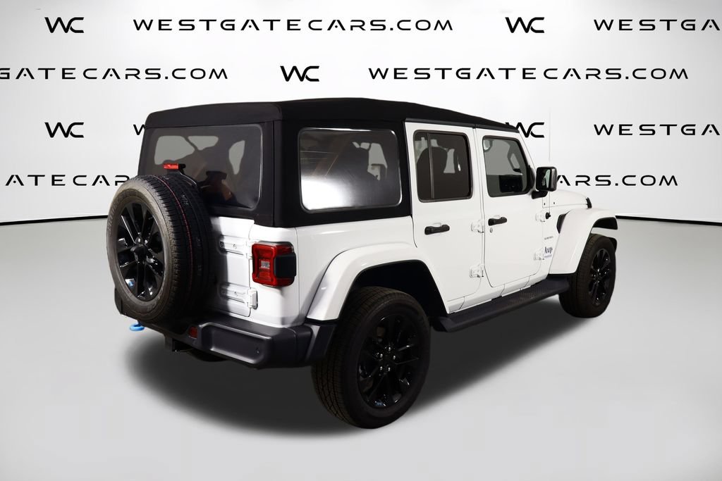 Used 2022 Jeep Wrangler Unlimited Sahara w/ Cold Weather Group AWD/4WD image 48
