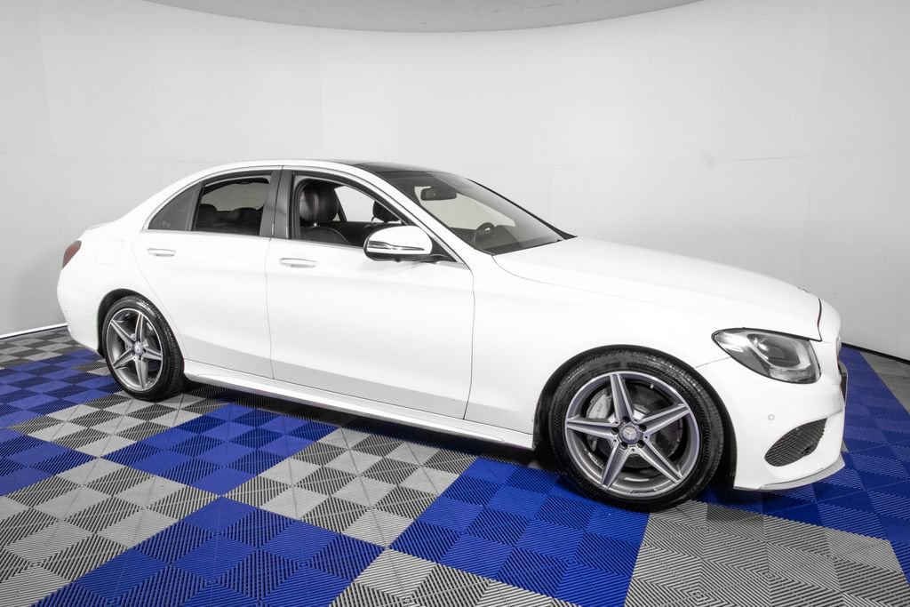 Used 2016 Mercedes-Benz C 300 Sedan image 2