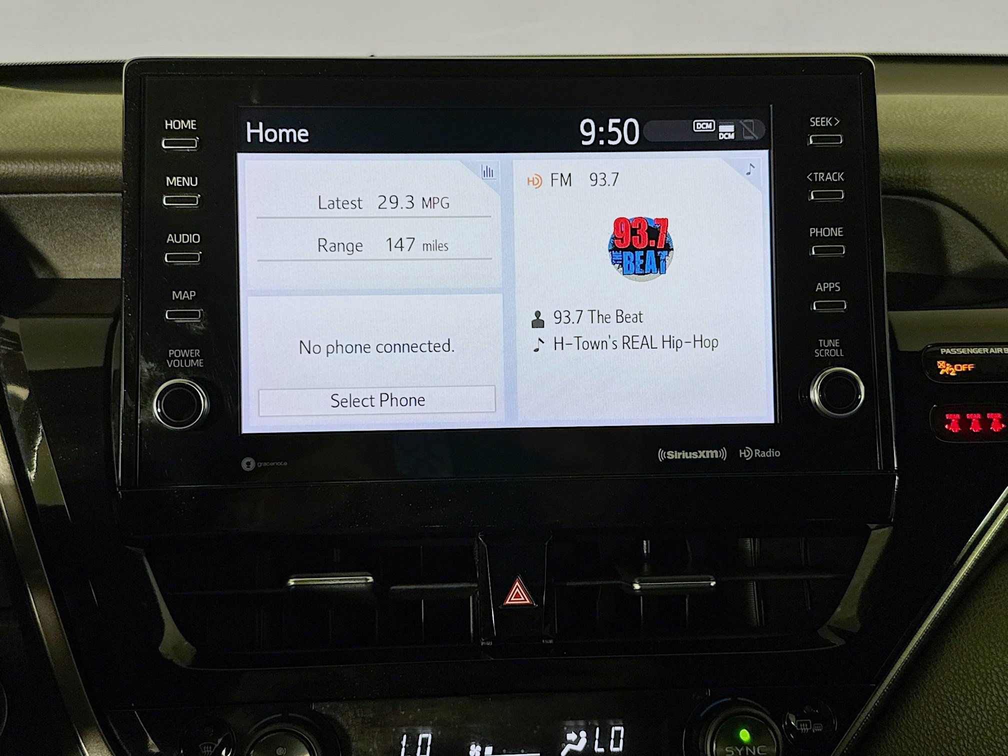 Used 2023 Toyota Camry XSE FWD image 16