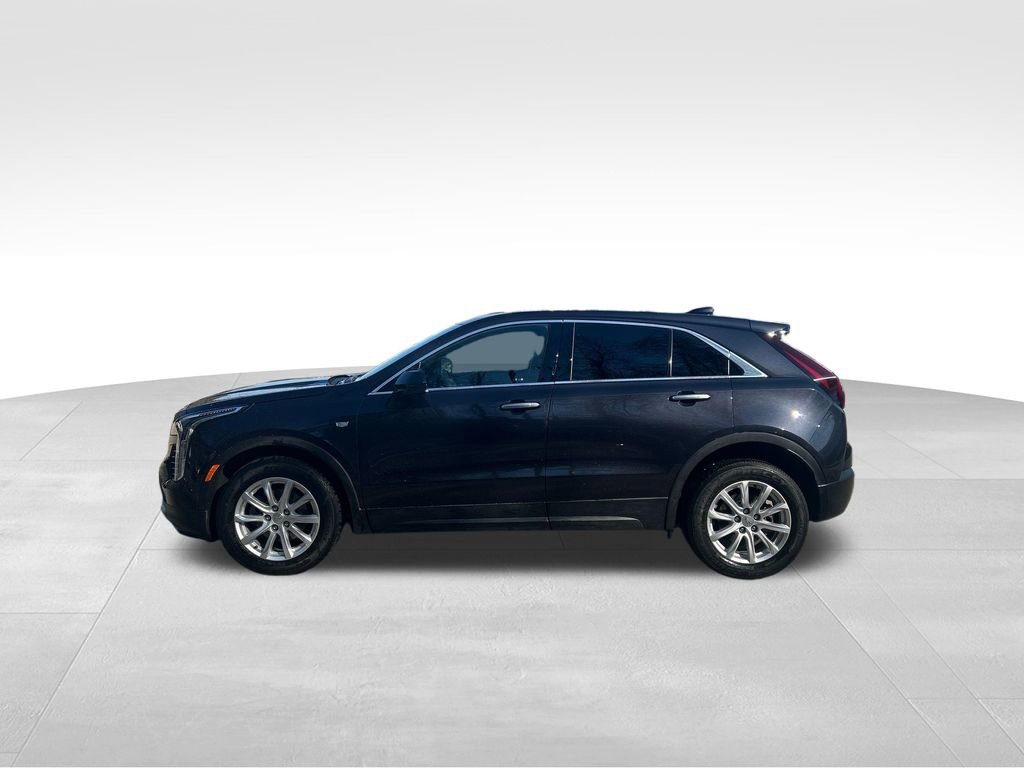 Used 2023 Cadillac XT4 Luxury image 2