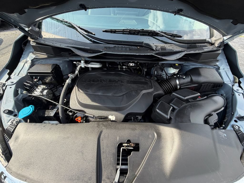 Used 2023 Honda Odyssey Touring image 25