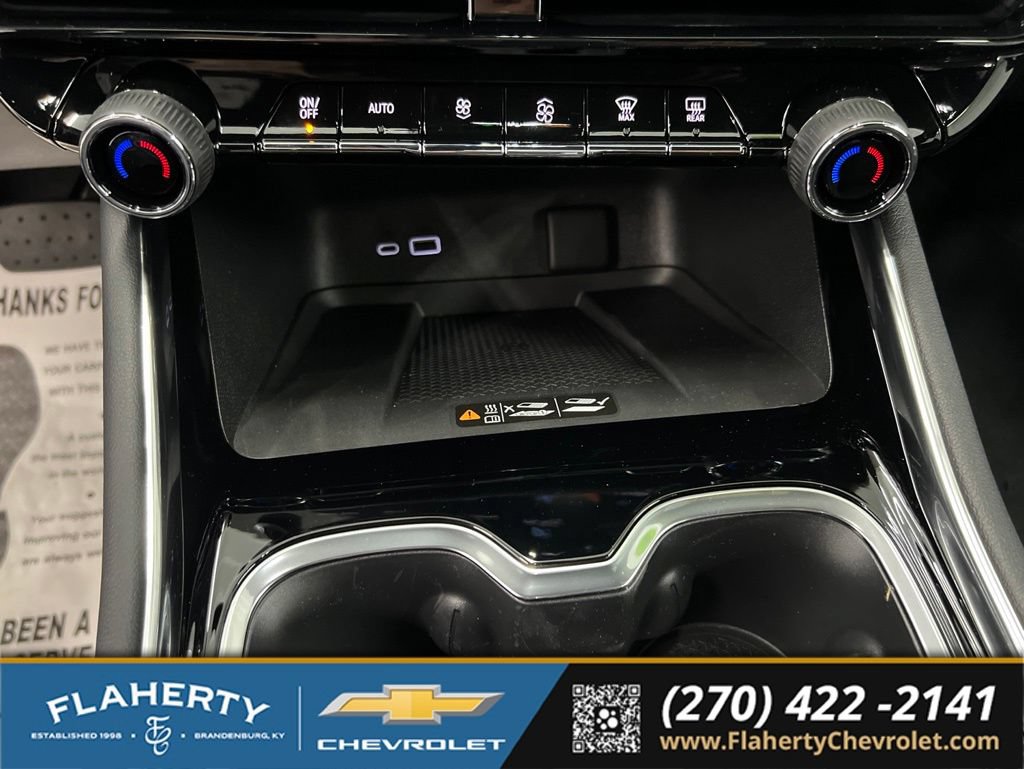 New 2026 Chevrolet Traverse Z71 w/ Driver Confidence Package AWD/4WD image 28