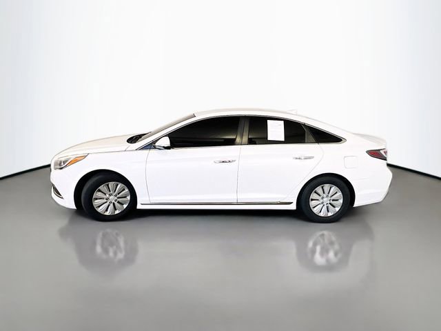 Used 2016 Hyundai Sonata SE image 4