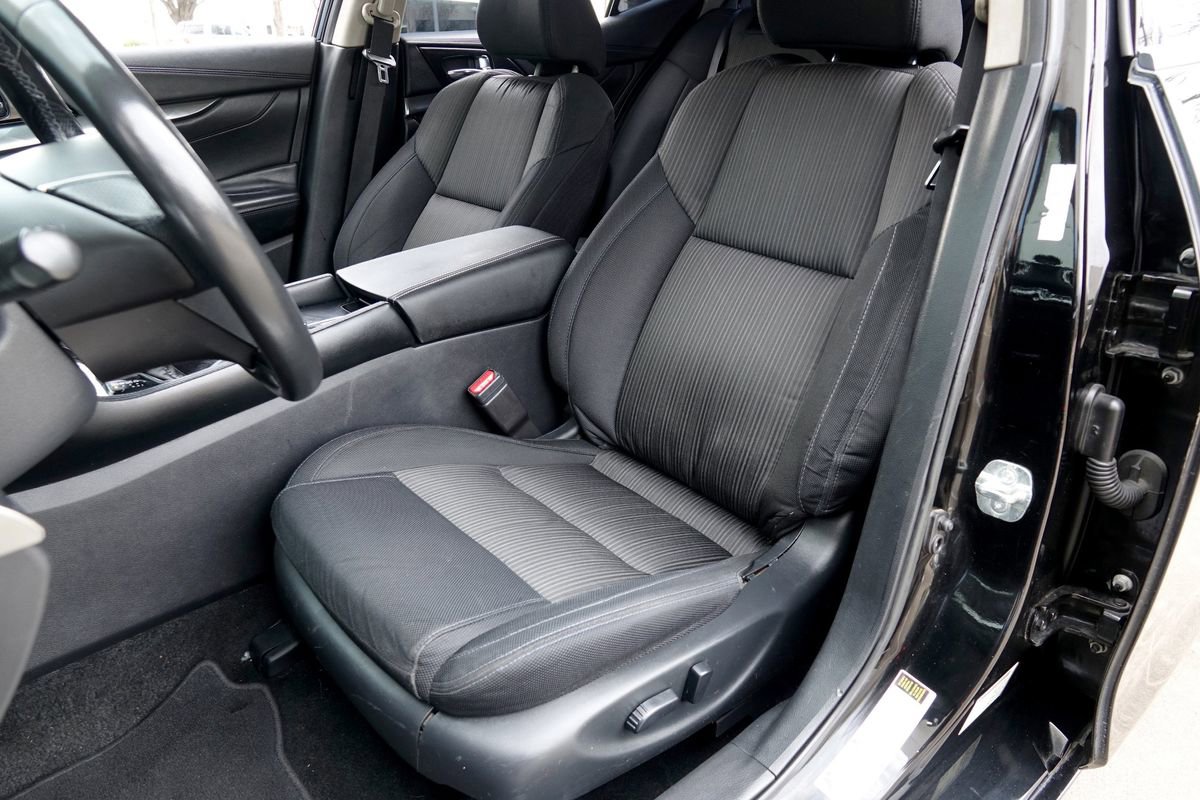 Used 2019 Nissan Maxima 3.5 S w/ Floor Mat Group FWD image 6