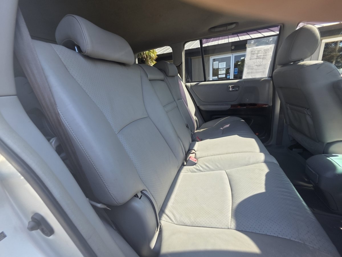Used 2006 Toyota Highlander Limited AWD/4WD image 7