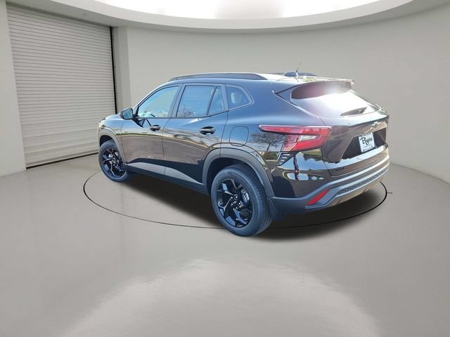 New 2026 Chevrolet Trax LT w/ Driver Confidence Package FWD image 5