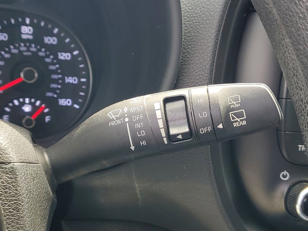 Used 2020 Kia Soul LX FWD image 20