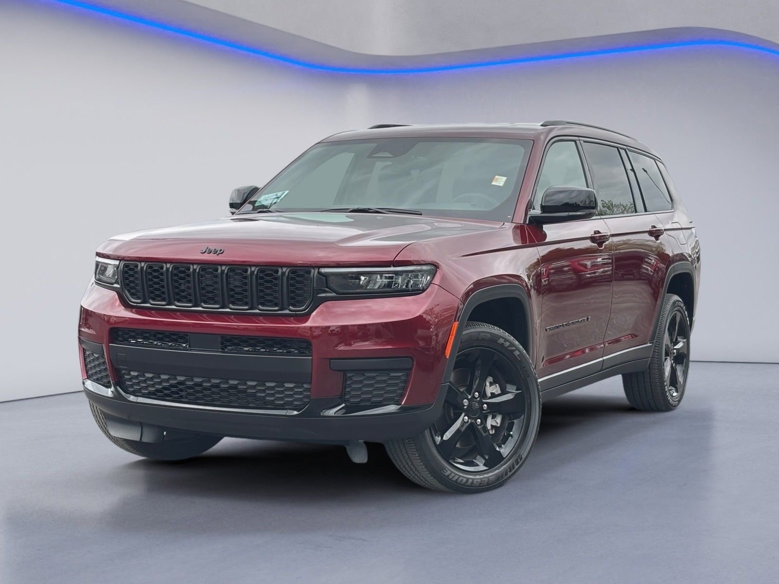 Used 2025 Jeep Grand Cherokee L Altitude AWD/4WD image 2