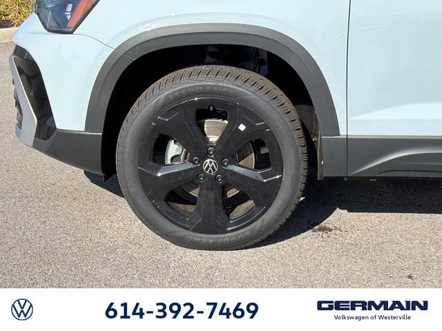 New 2026 Volkswagen Taos SEL AWD/4WD image 12
