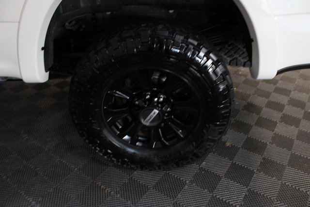 Used 2022 Ford F350 Platinum w/ Tremor Off-Road Package image 27