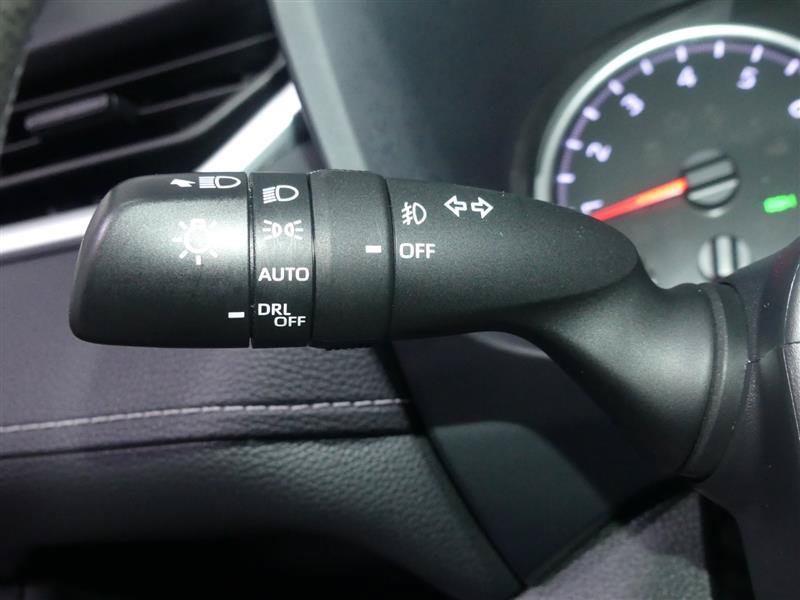 Used 2021 Toyota RAV4 XLE AWD/4WD image 34