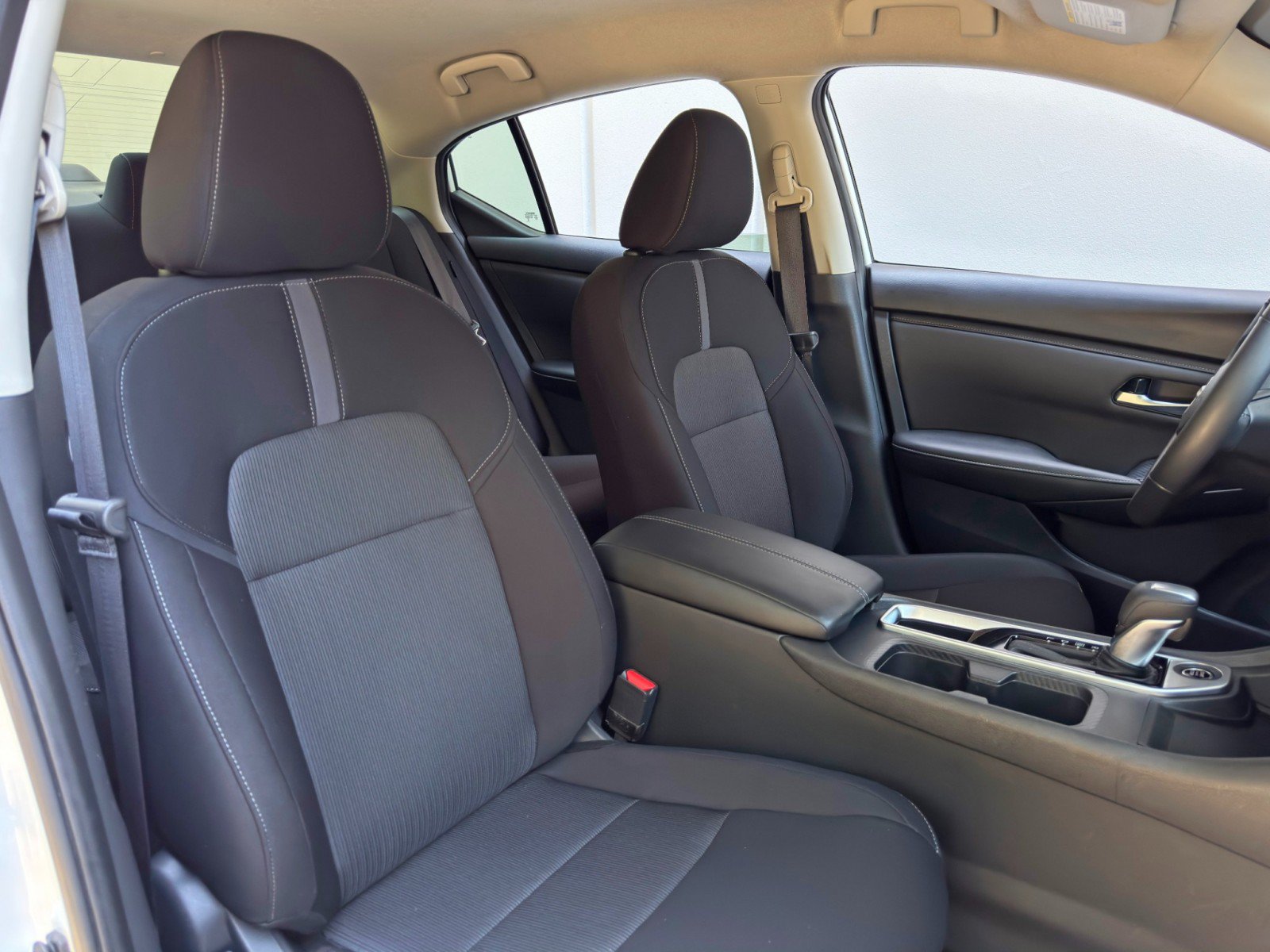 Used 2024 Nissan Sentra SV w/ All-Weather Package FWD image 31