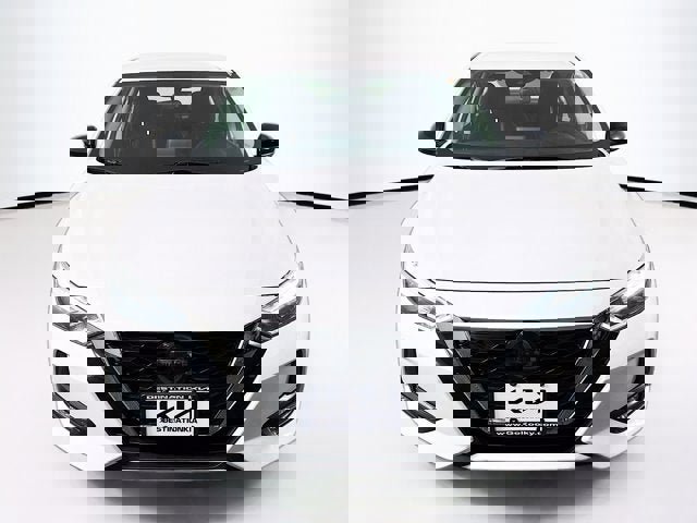 Used 2021 Nissan Sentra SR image 2