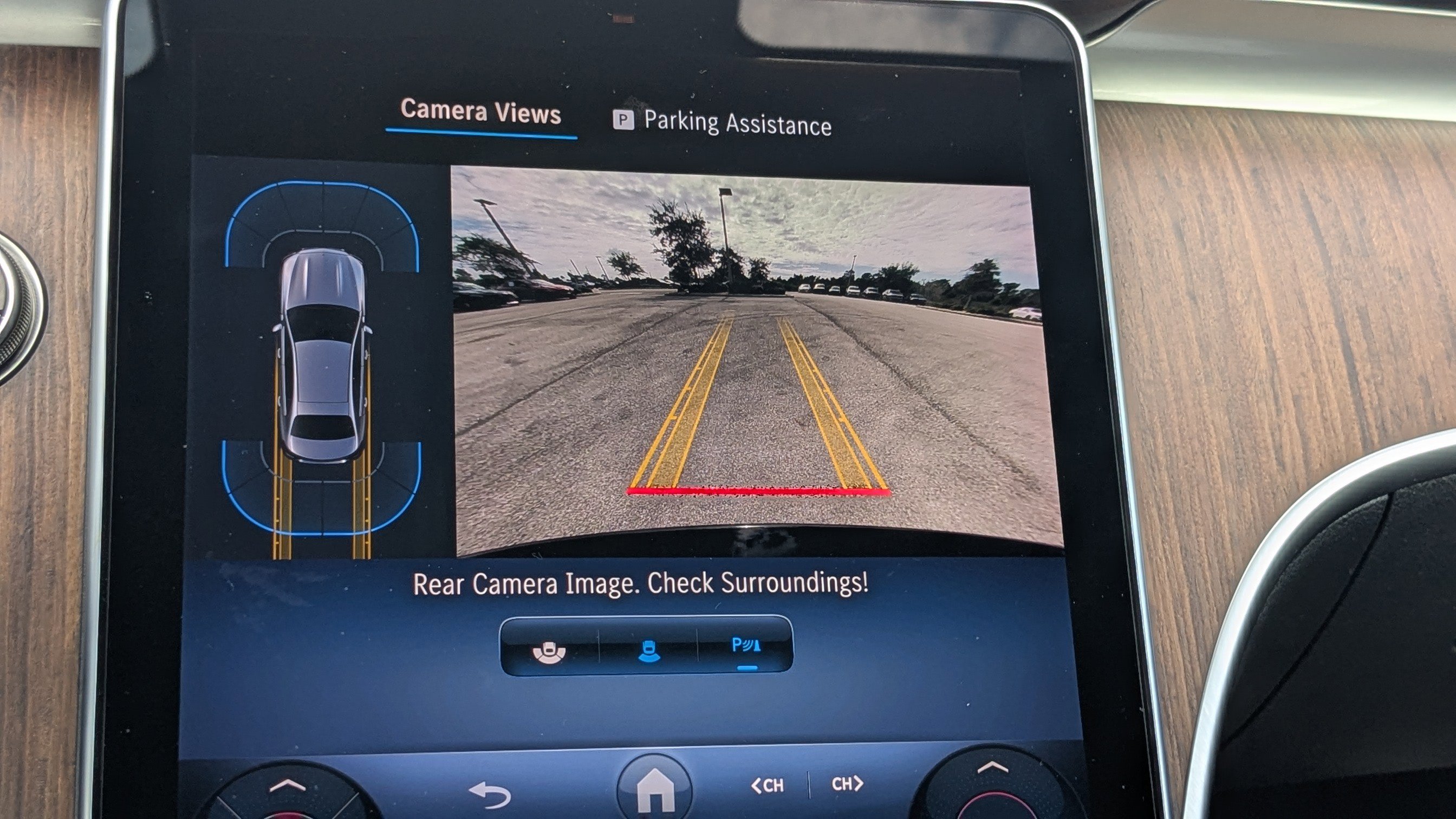 Used 2025 Mercedes-Benz C 300 4MATIC Sedan image 24