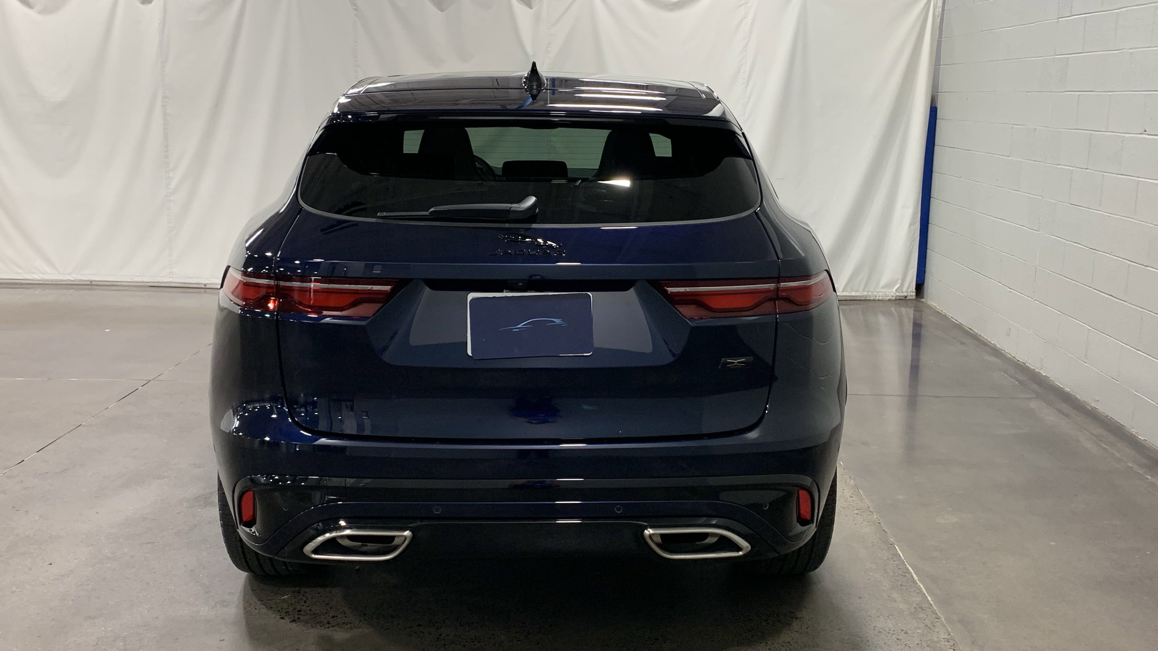 Used 2026 Jaguar F-PACE R-Dynamic S image 8