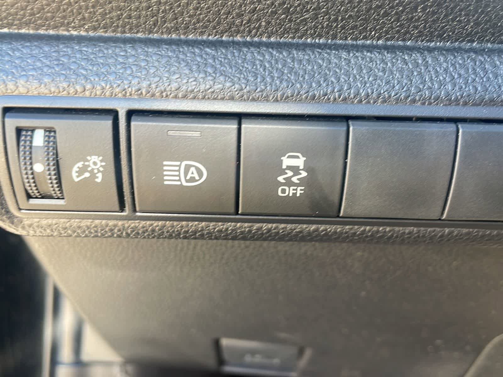 Used 2024 Toyota Corolla SE AWD/4WD image 17