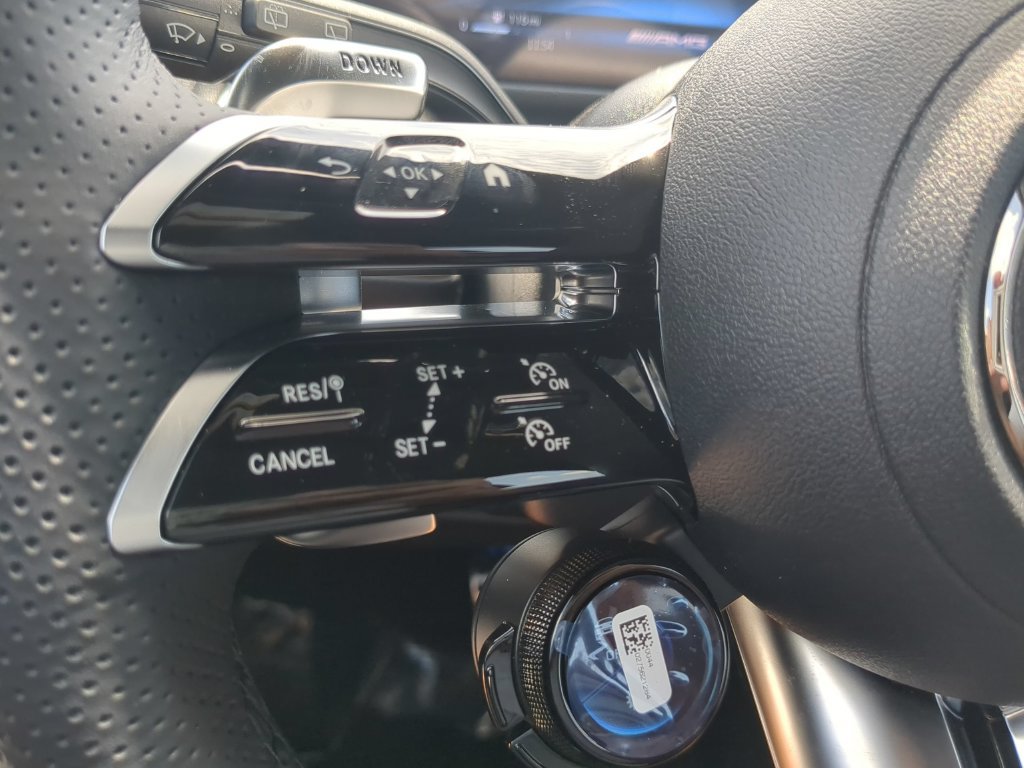 Used 2024 Mercedes-Benz GLB 35 AMG 4MATIC image 13