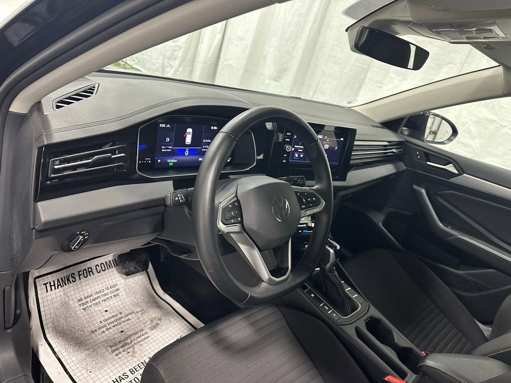 Used 2025 Volkswagen Jetta S image 15