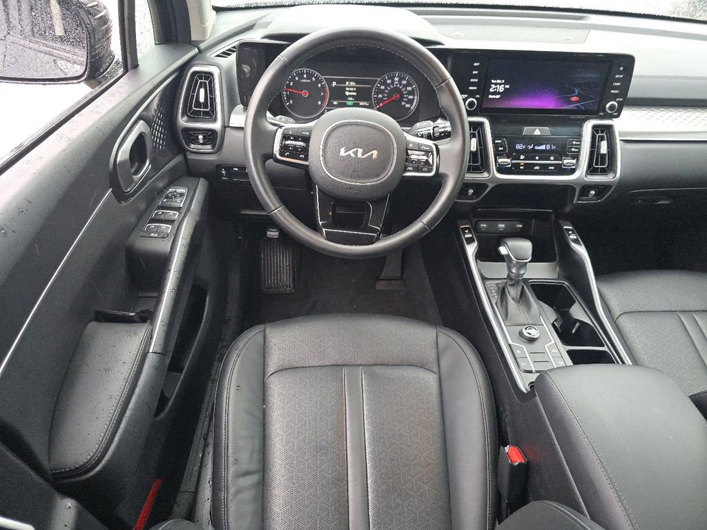 Used 2022 Kia Sorento S image 23