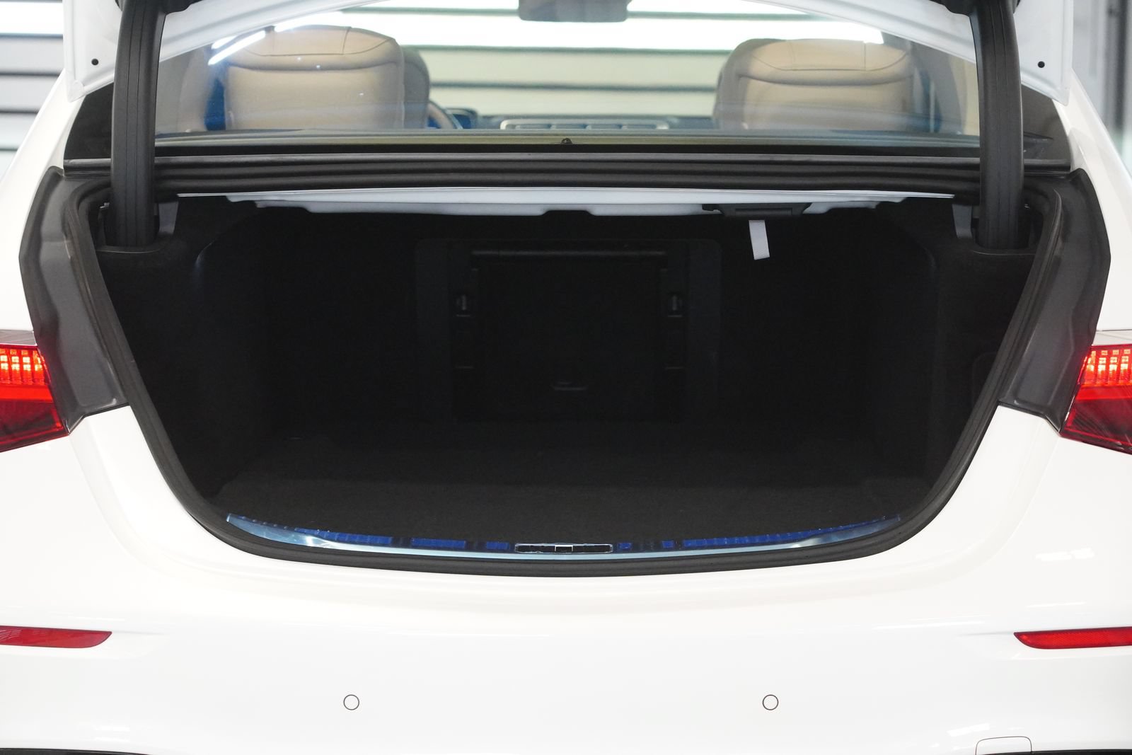 Certified 2023 Mercedes-Benz S 580e 4MATIC Sedan image 30